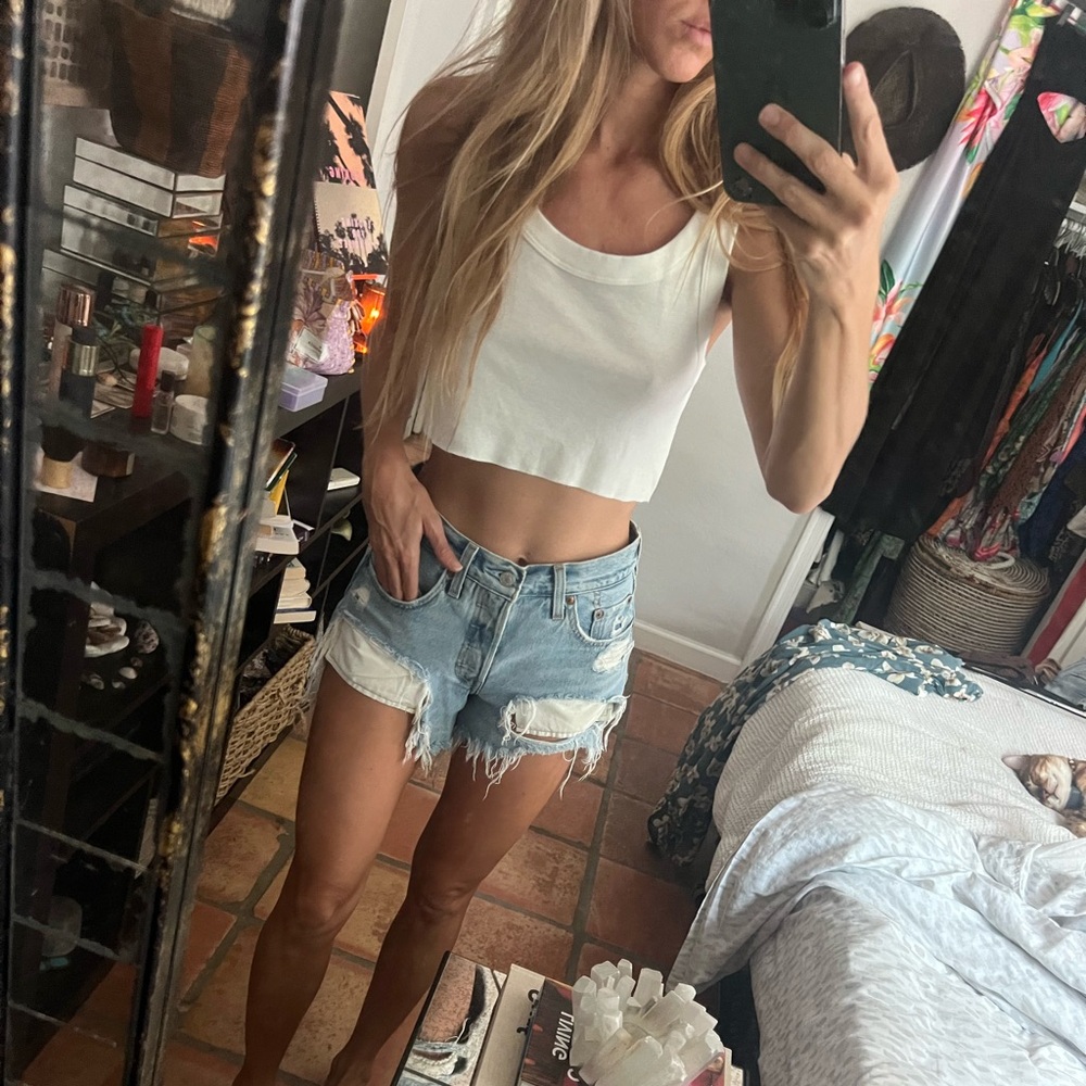 Levi’s cutoffs